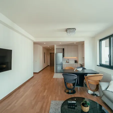 Waterfront Diamond Apartment Belgrade